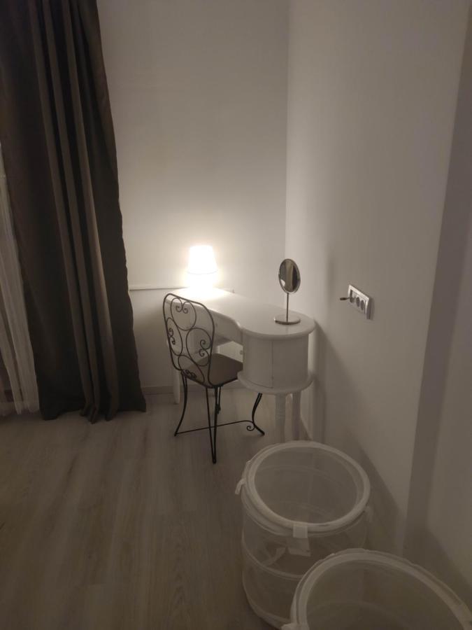 Apartment 51 - Bright, Spacious, Lux 1 Bedroom In The City Center - Stari Grad Белград Экстерьер фото