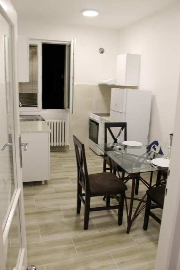 Apartment 51 - Bright, Spacious, Lux 1 Bedroom In The City Center - Stari Grad Белград Экстерьер фото